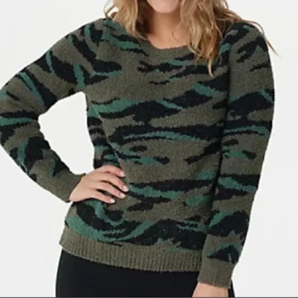 Barefoot Dreams Camouflage Sweater - Green and Black - Picture 1 of 9
